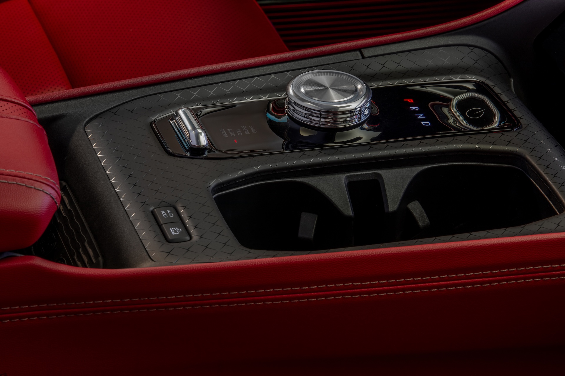 Panoramic sunroof of the 2024 Jeep Wagoneer S, offering an open and airy cabin experience.