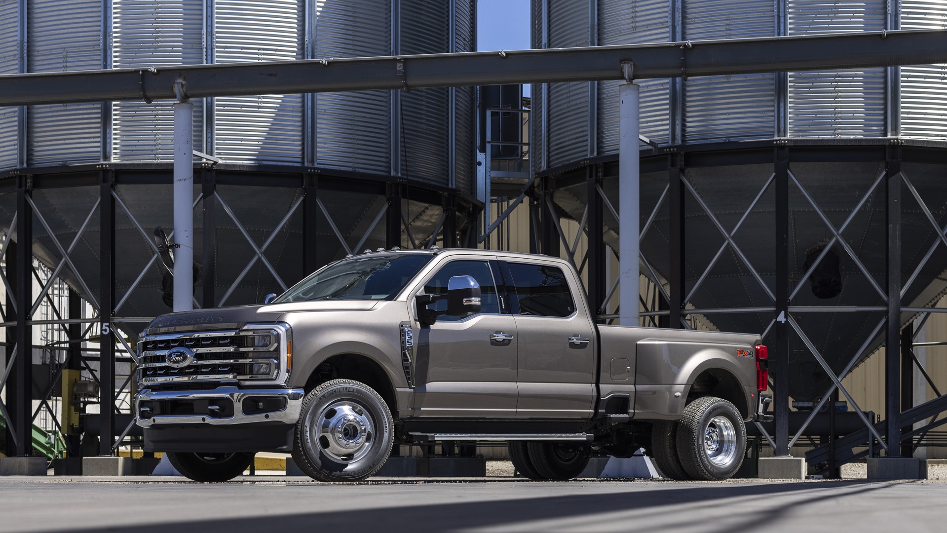 Ford F-Series Taillight Theft Ring Busted in Texas | High-Value Auto Parts Theft