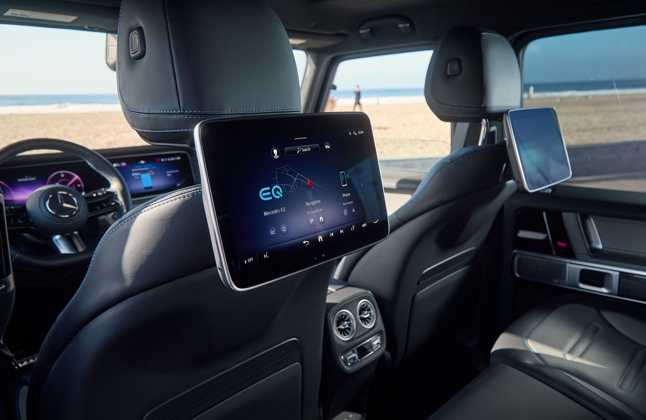 2025 Mercedes-Benz G580 Dashboard