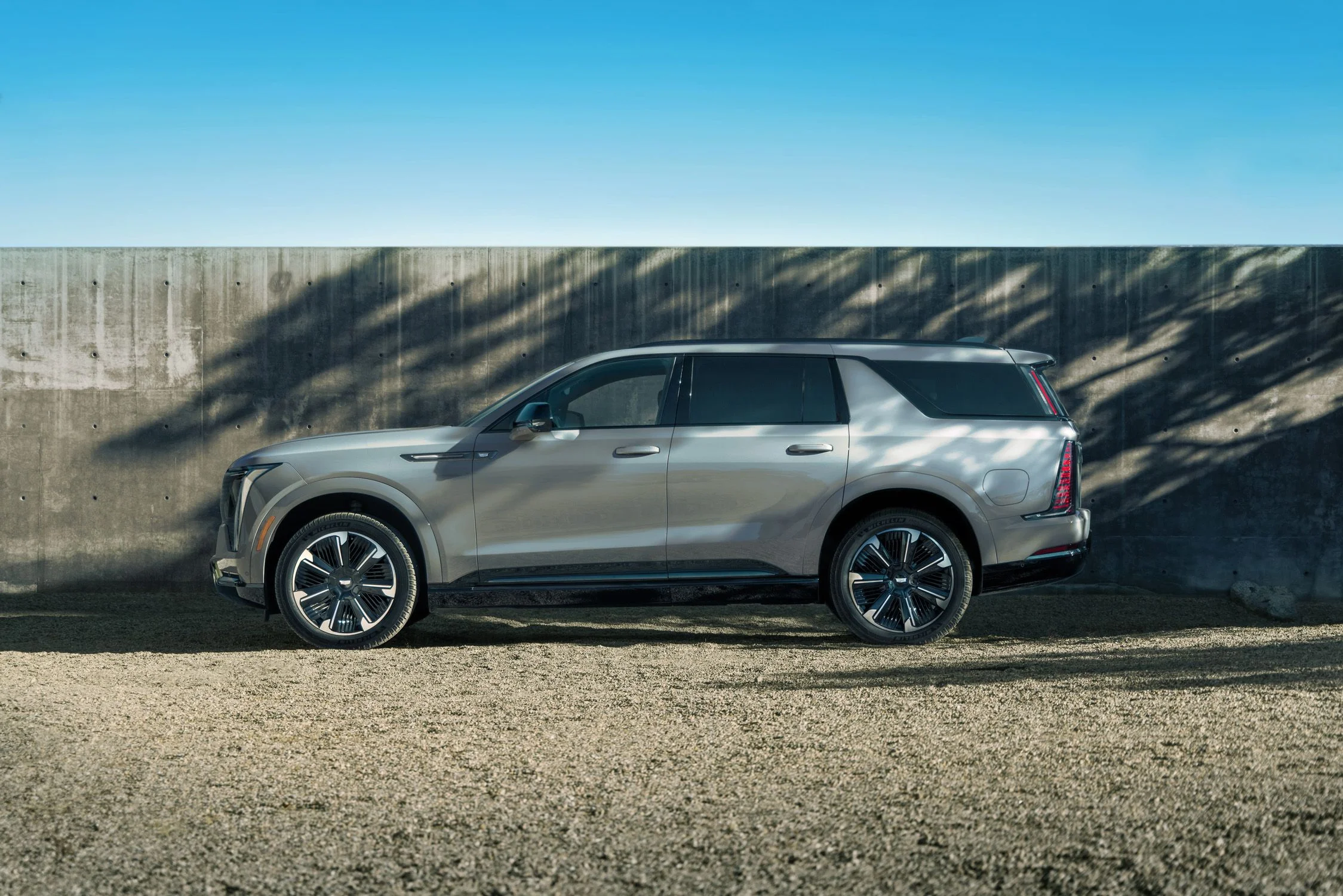 2026 Cadillac Escalade IQL Exterior