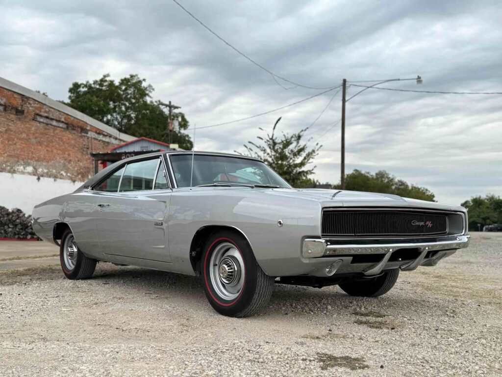 1968 Dodge Charger R/T Hemi Silver Survivor