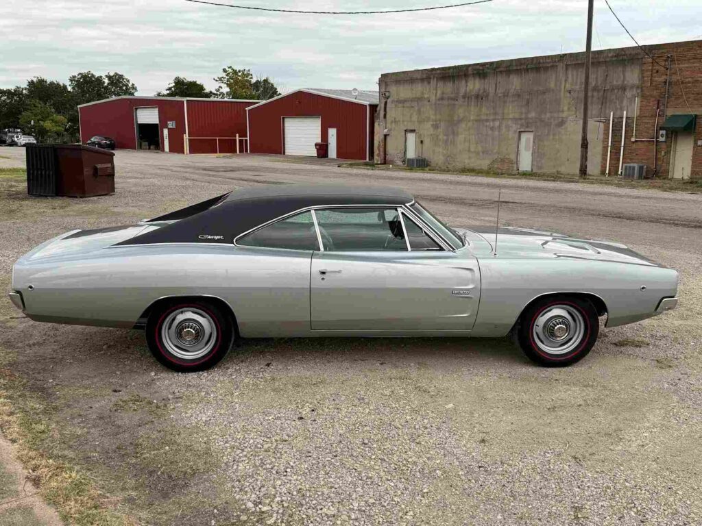 1968 Dodge Charger R/T Hemi Silver Survivor