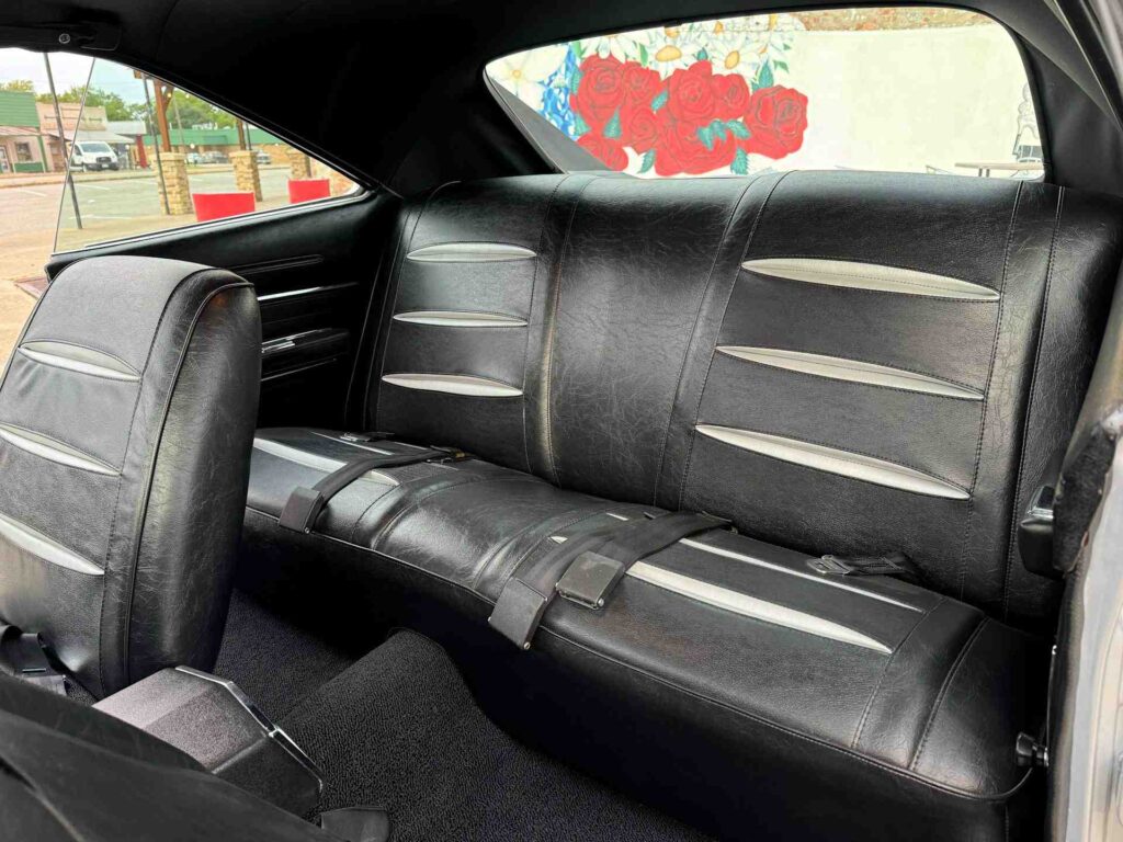1968 Dodge Charger R/T Hemi Silver Survivor