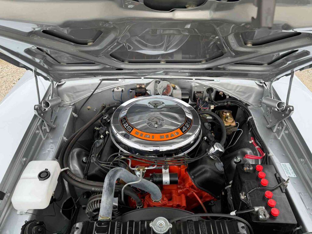 1968 Dodge Charger R/T Hemi Silver Survivor