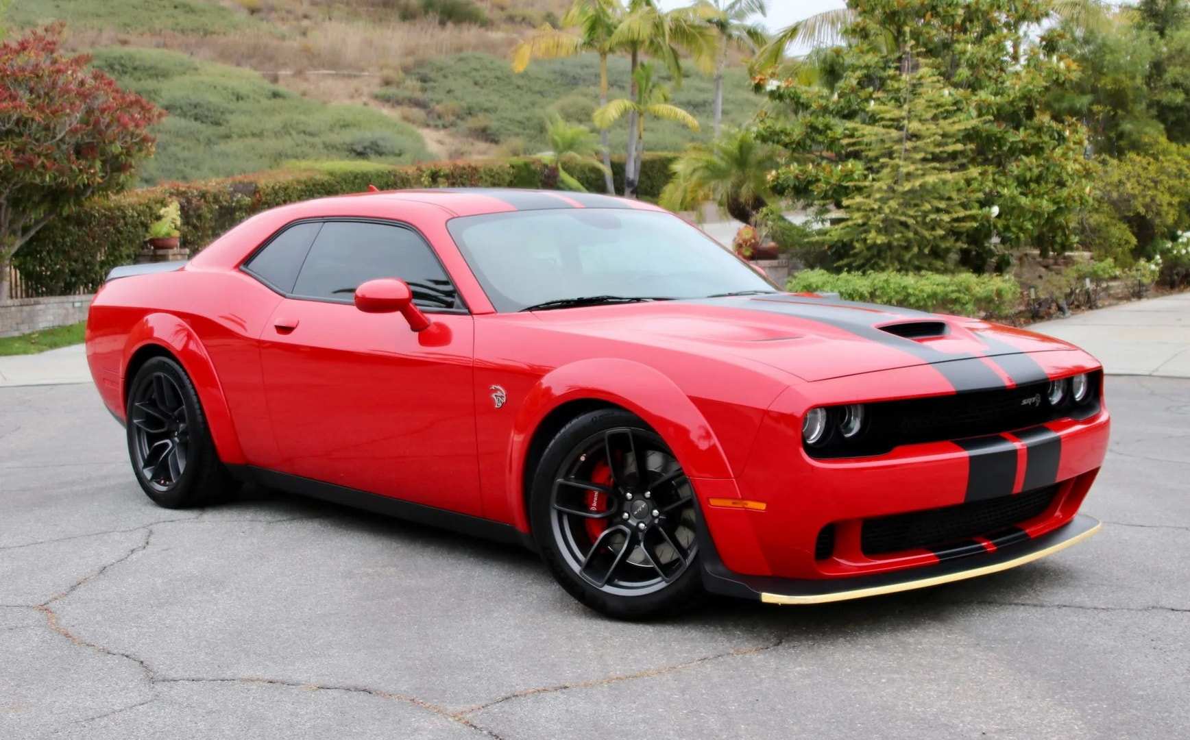 2018 Dodge Challenger SRT Hellcat V8 Widebody Listed at $50,000