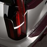 Larte Design Escalade Esthete Burgundy Carbon Tuning Program