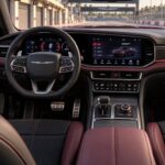 Chrysler 300C SRT CGI Concept Brings Back HEMI V8 Muscle